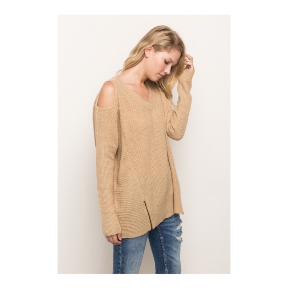 MYSTREE⭐️ COLD SHOULDER ZIPPER PULLOVER SWEATER⭐️ - Picture 2 of 5
